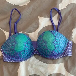 NWOT Victoria’s Secret Very Sexy Multi-Way Bra- 32B